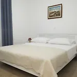 Apartman Grey House