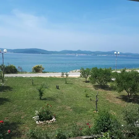 Apartman Grey House Zára