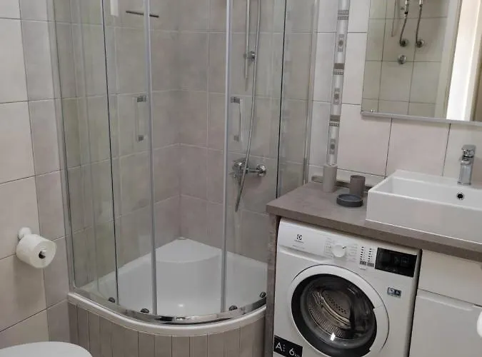 Grey House Apartman *