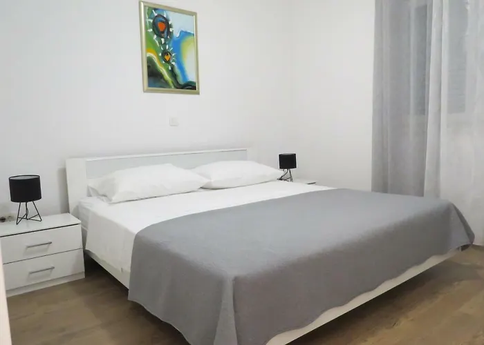 Grey House Apartment
