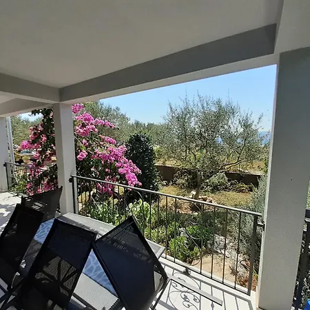 Grey House Apartment Zadar